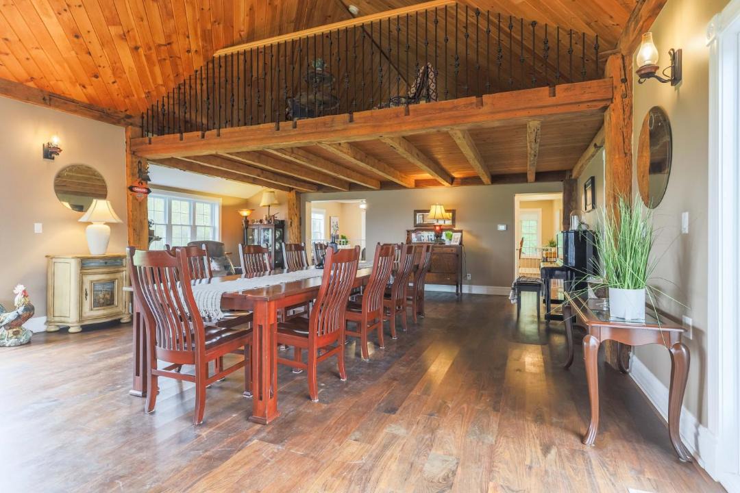 Photo of Livingroom in Hamilton