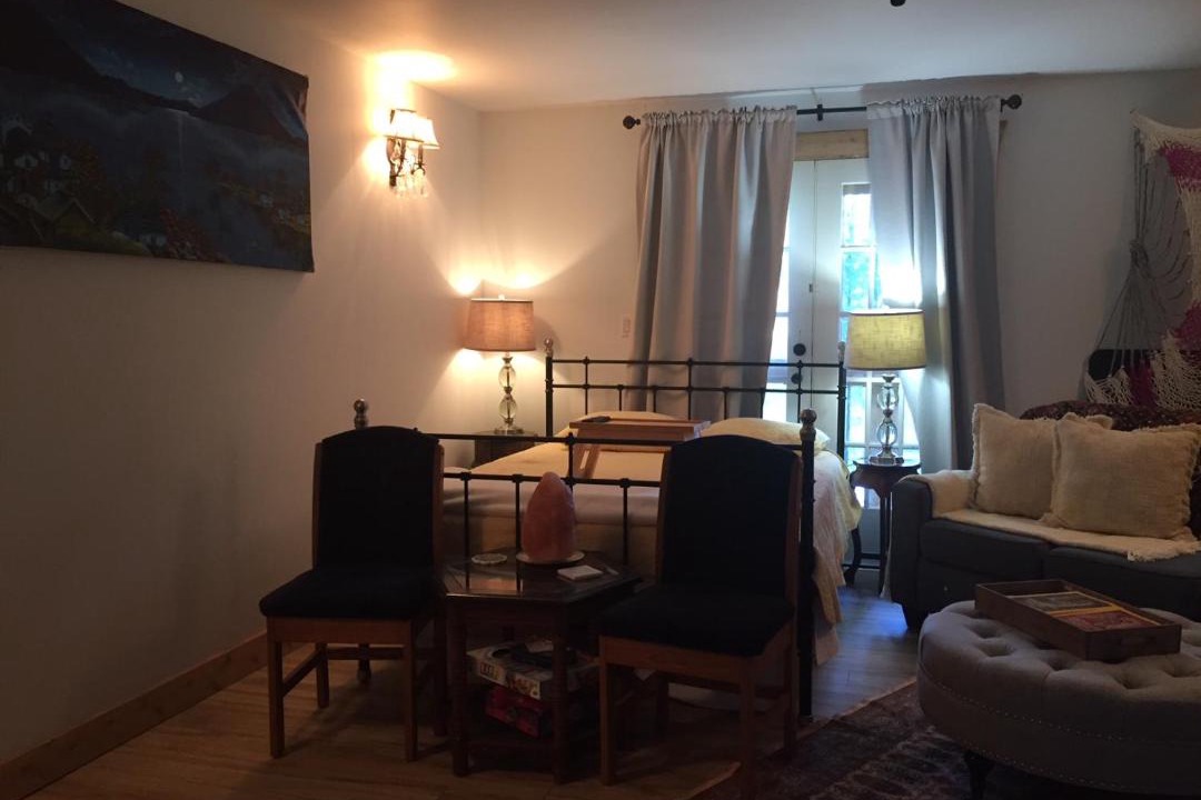 Photo of Livingroom in Manitoulin District