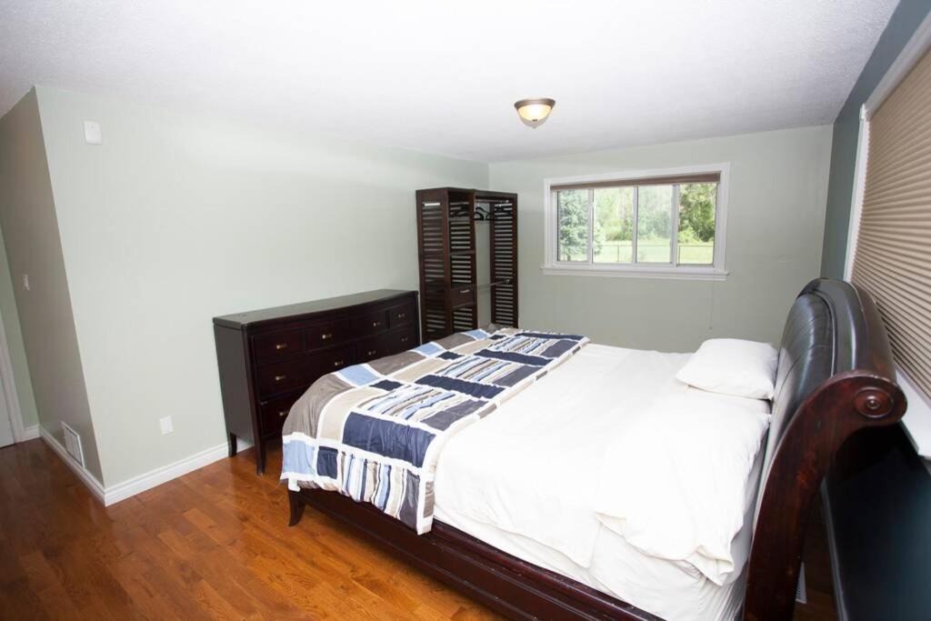 Photo of Bedroom in Clearview