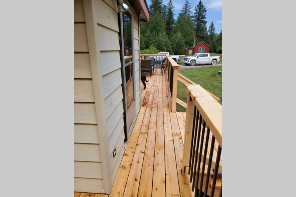 Photo of Patio Balcony in Manitoulin District
