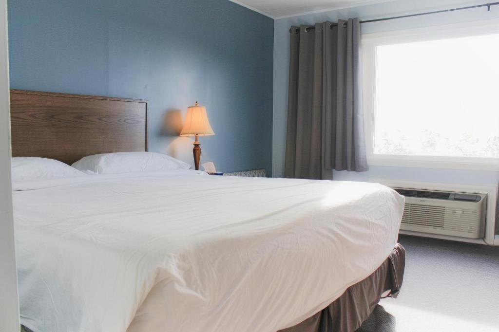 Photo of Bedroom in Algoma District