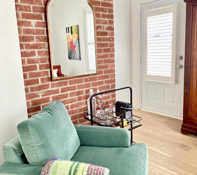 Photo of Livingroom in Alexandria