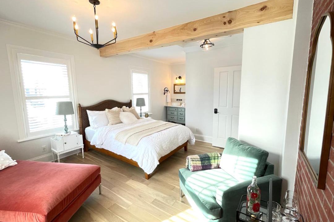 Photo of Bedroom in Alexandria