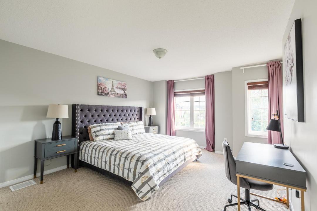 Photo of Bedroom in Stoney Creek