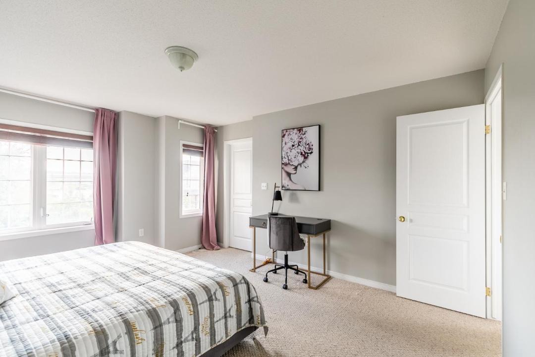 Photo of Bedroom in Stoney Creek
