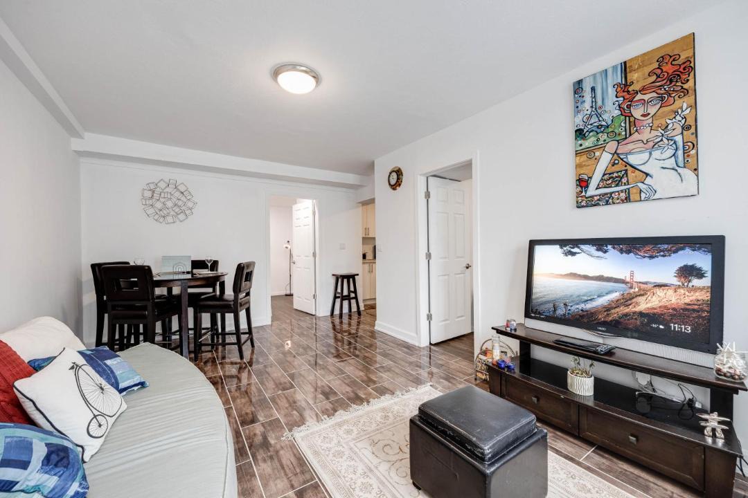 Photo of Livingroom in Brockton Village