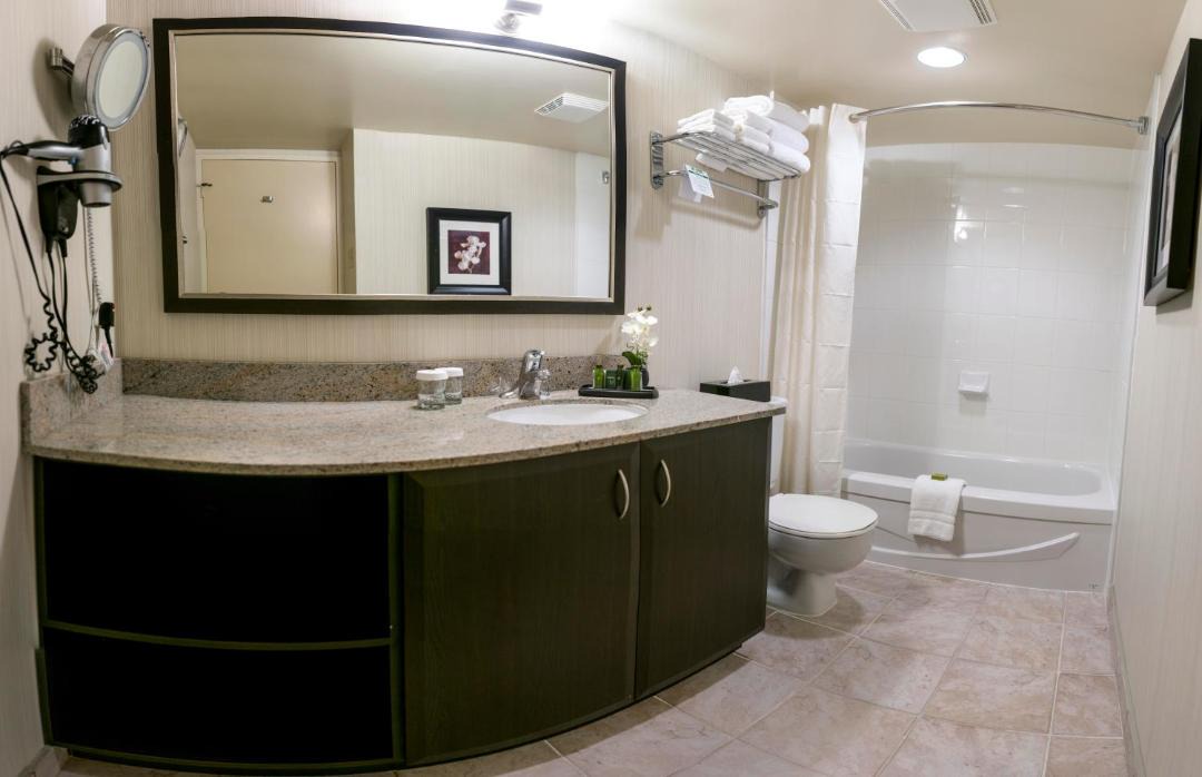 Photo of Bathroom in Downtown Ottawa