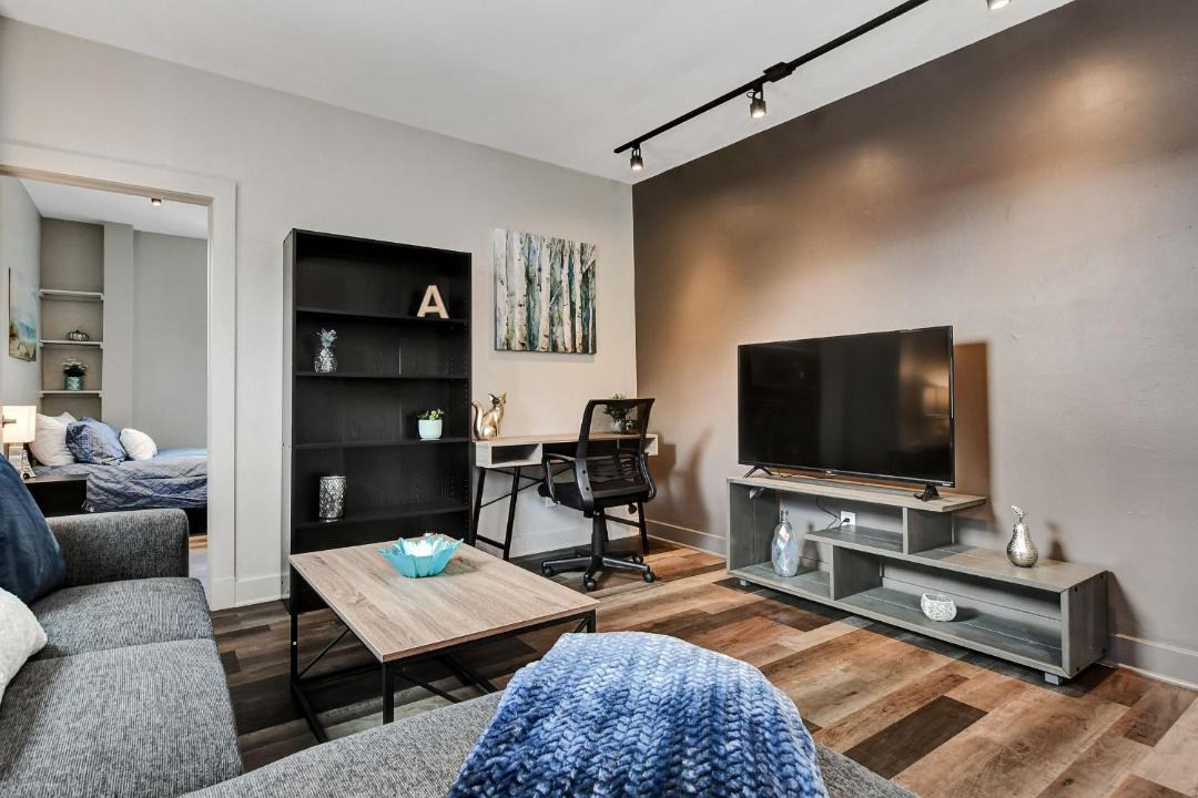 Photo of Livingroom in Vanier North