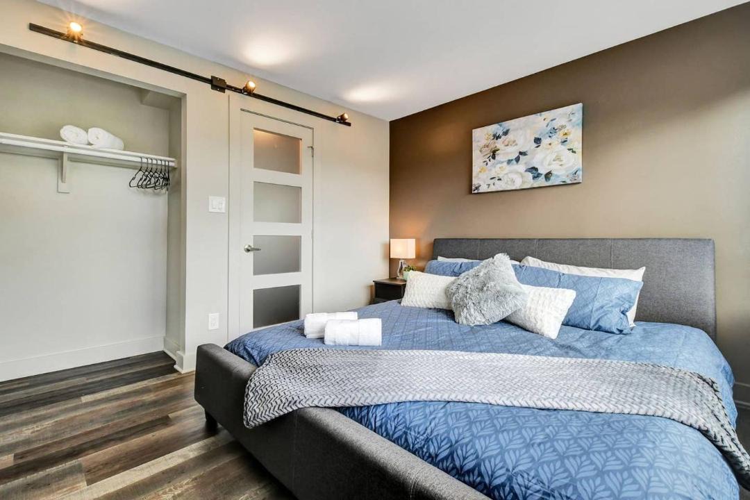 Photo of Bedroom in Vanier North