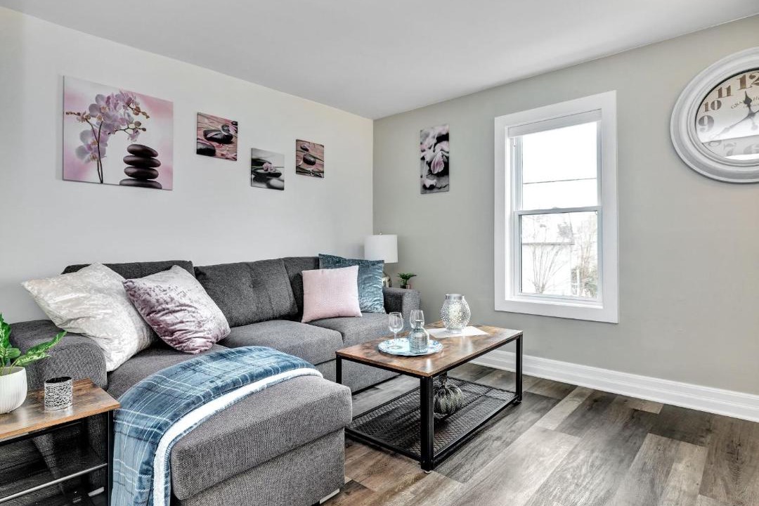 Photo of Livingroom in Vanier North