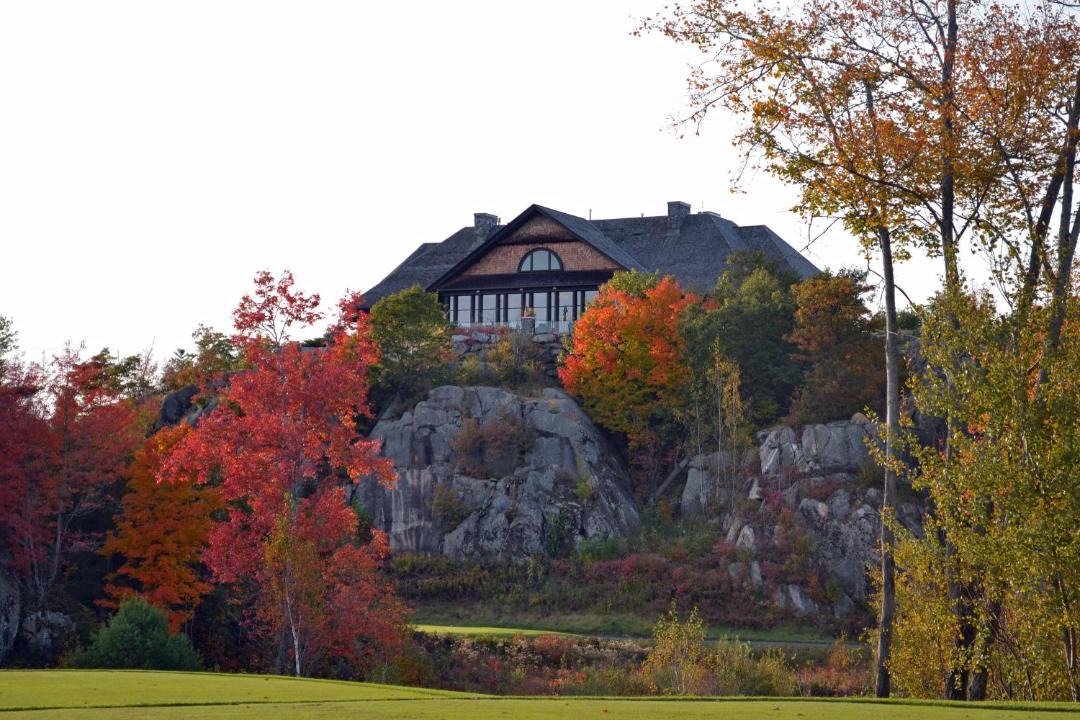 Photo of Buildings in Gravenhurst