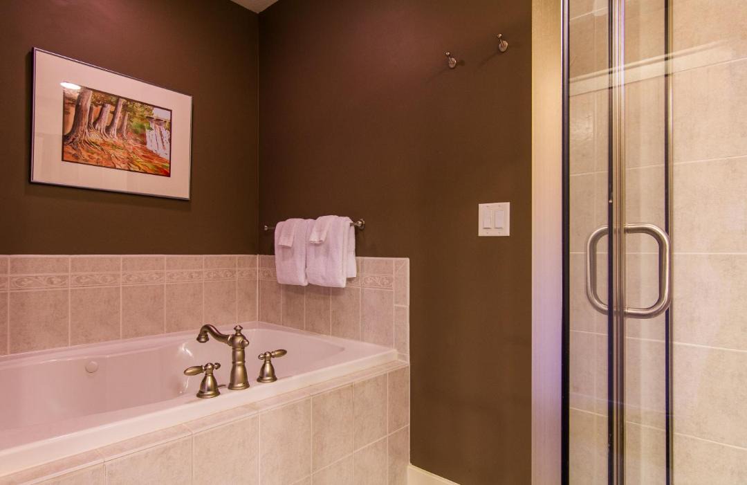 Photo of Bathroom in Two Harbors