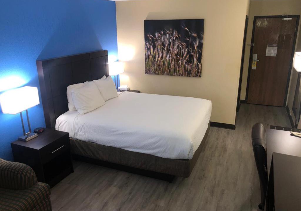 Photo of Bedroom in Wallaceburg