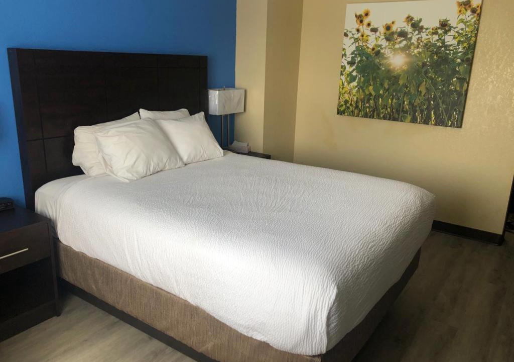 Photo of Bedroom in Wallaceburg