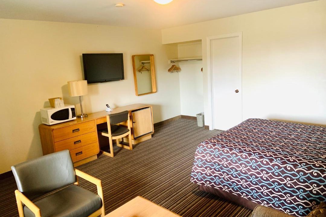 Photo of Bedroom in Lakeview