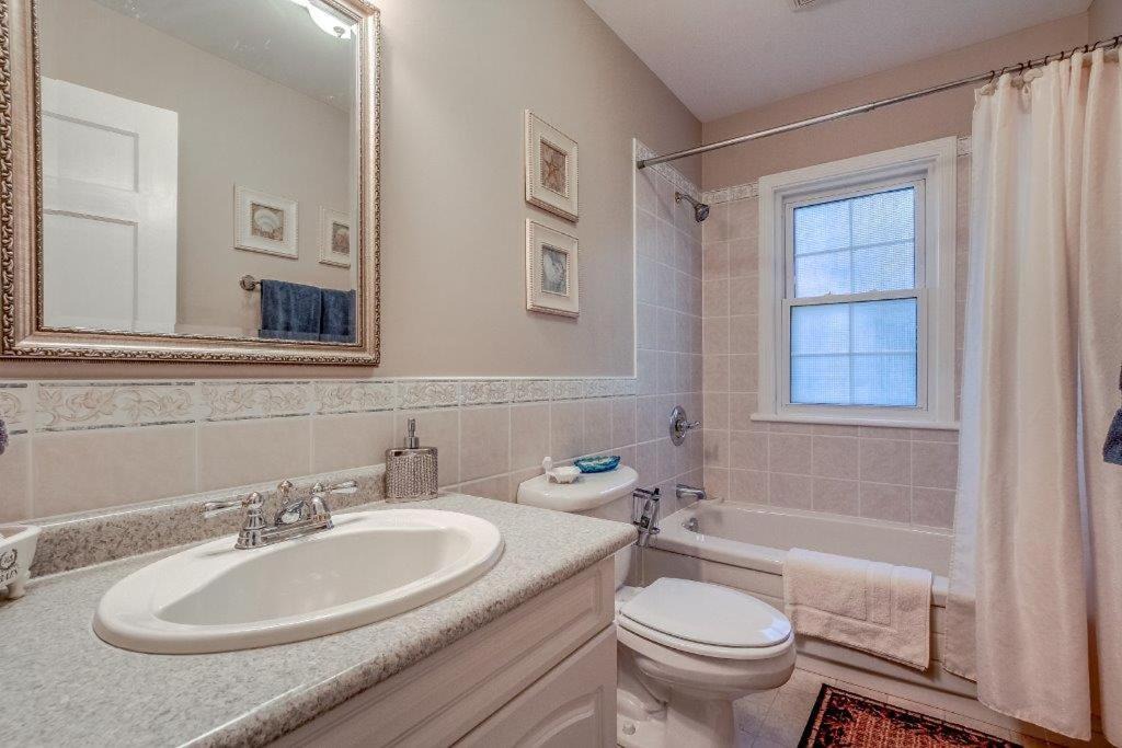 Photo of Bathroom in Port Dover