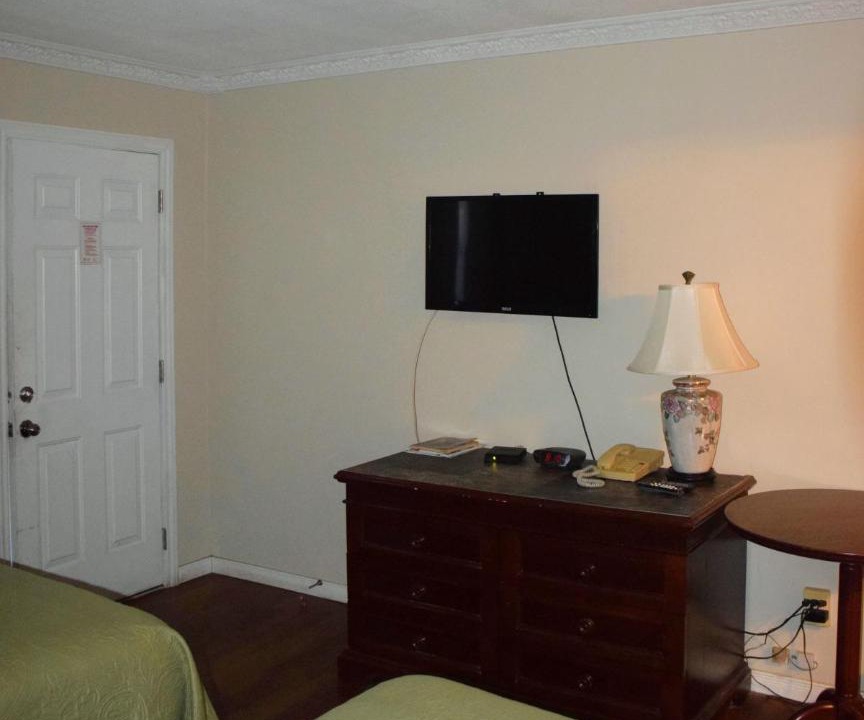 Photo of Bedroom in Chatham-Kent