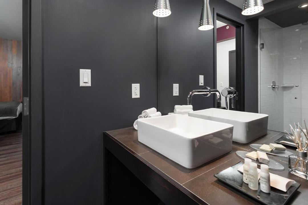 Photo of Bathroom in Downtown London