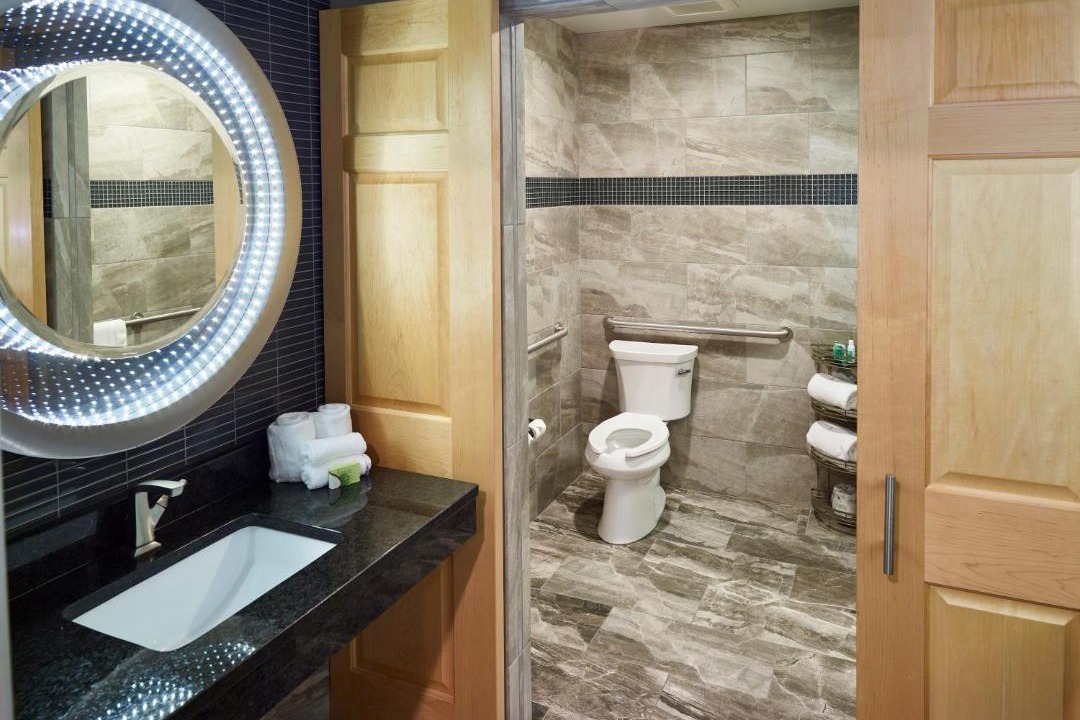 Photo of Bathroom in Maplewood