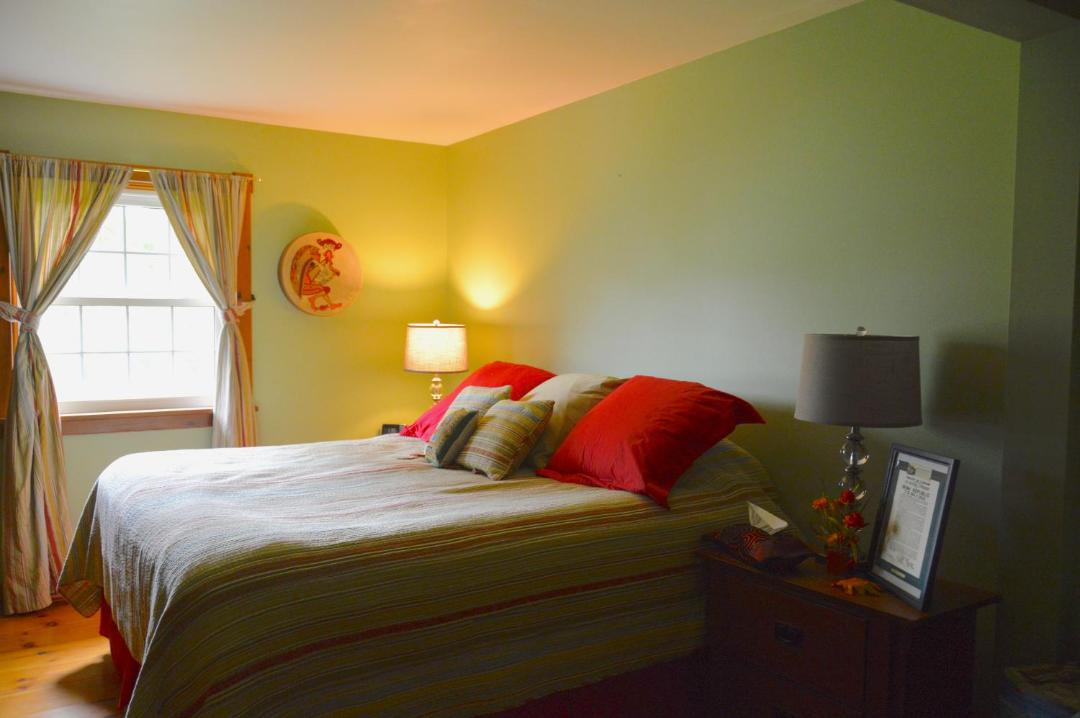 Photo of Bedroom in Crystal Beach