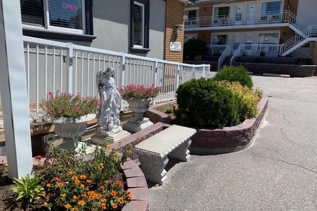 Photo of Others in Bancroft