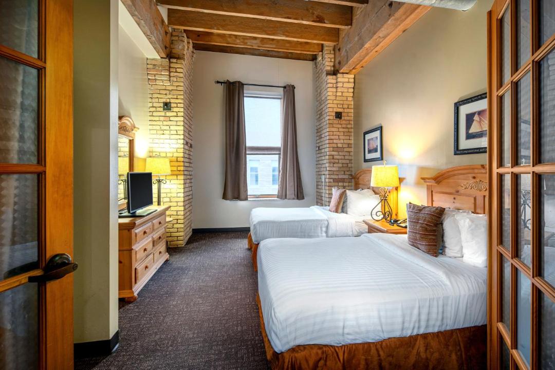 Photo of Bedroom in Canal Park