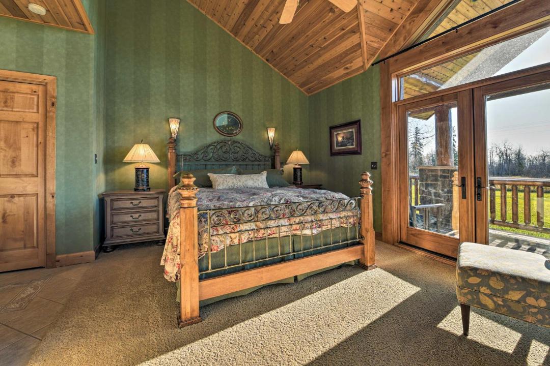 Photo of Bedroom in Two Harbors