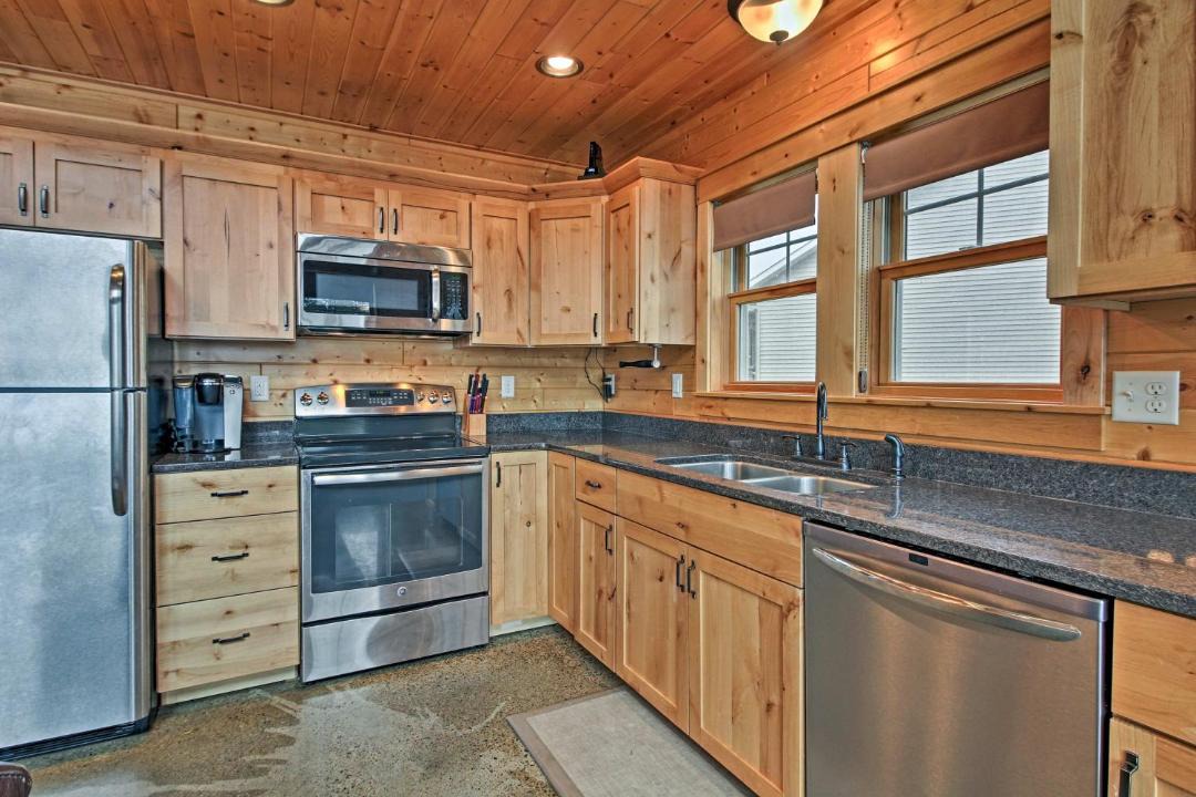 Photo of Kitchen in Federal Dam