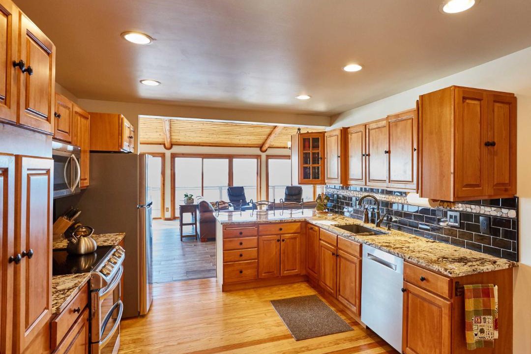 Photo of Kitchen in Schroeder