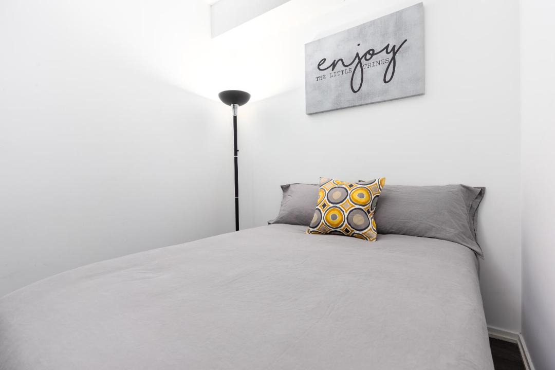 Photo of Bedroom in Financial District