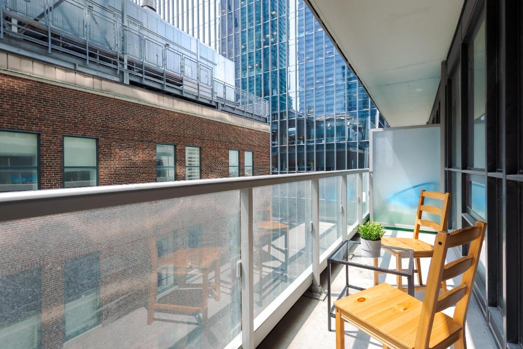 Photo of Patio Balcony in Financial District