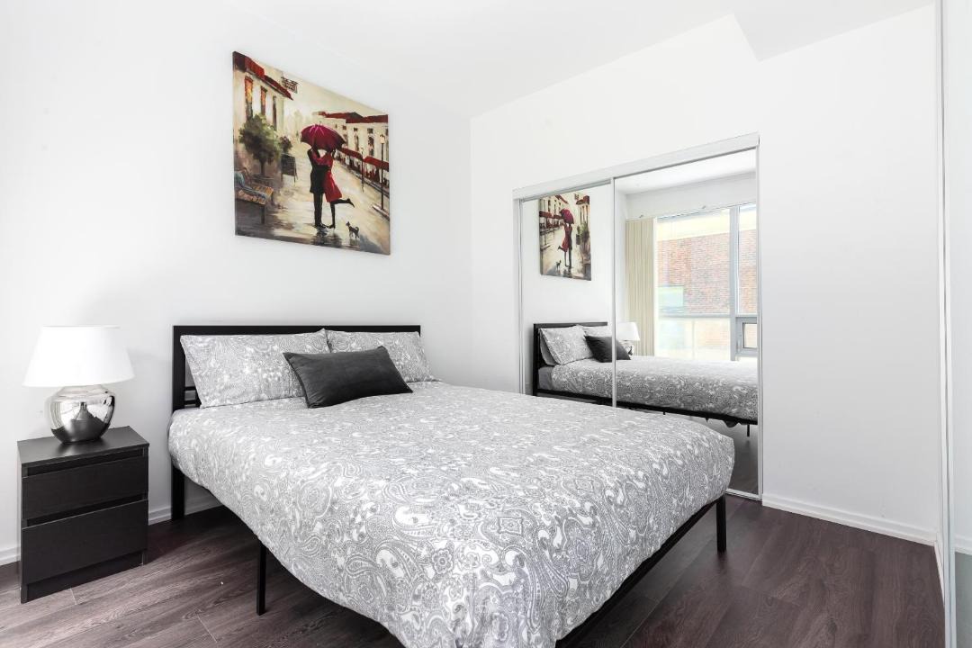 Photo of Bedroom in Financial District