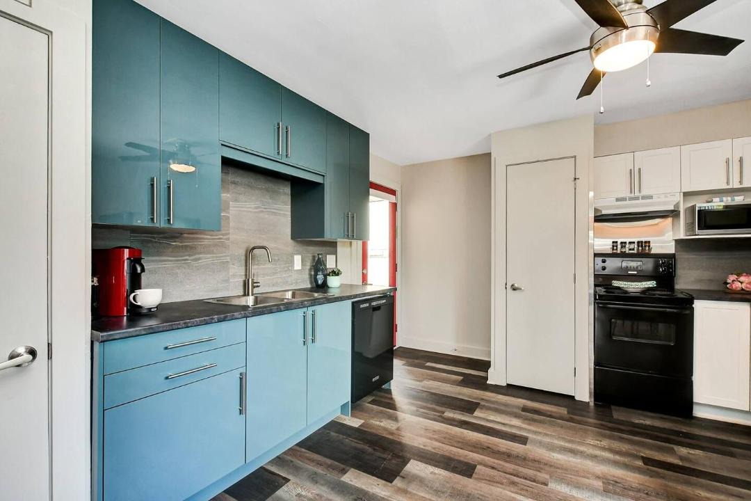 Photo of Kitchen in Vanier North