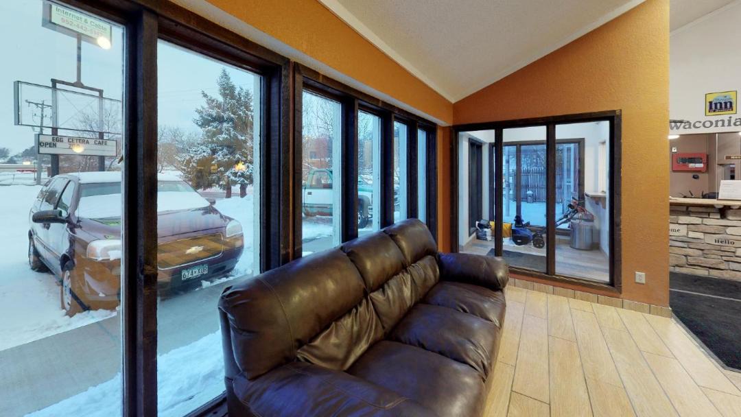 Photo of Livingroom in Waconia