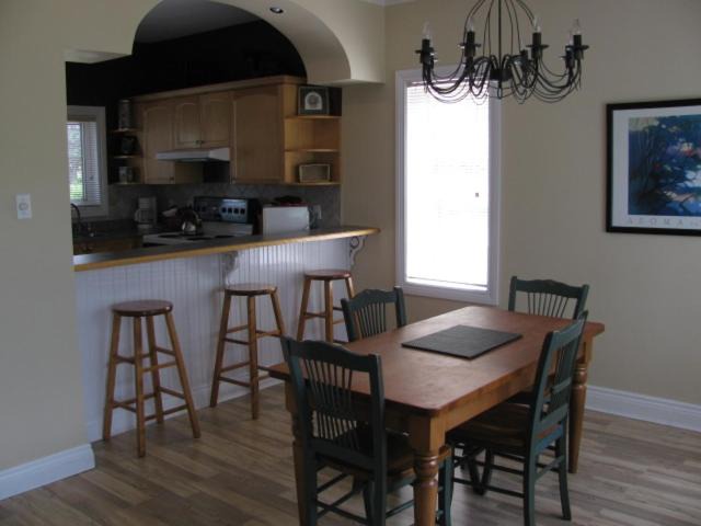 Photo of Kitchen in Calabogie