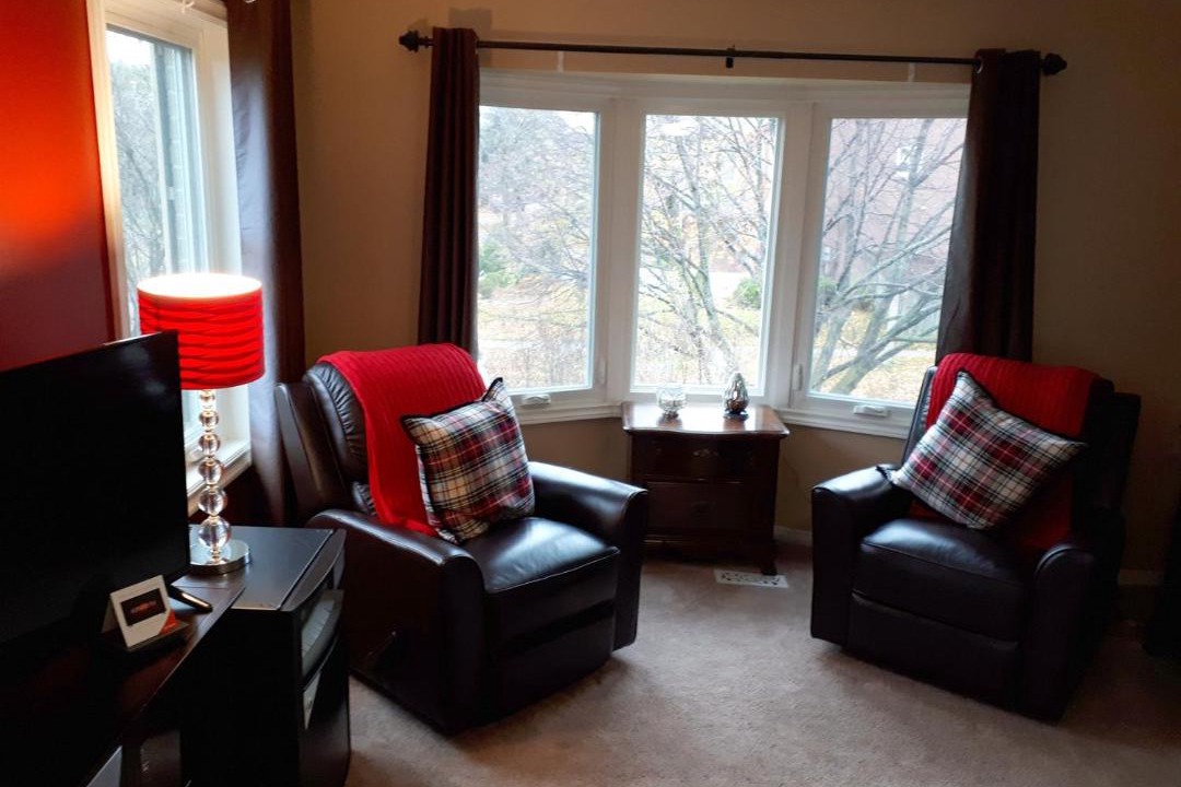 Photo of Livingroom in Ajax