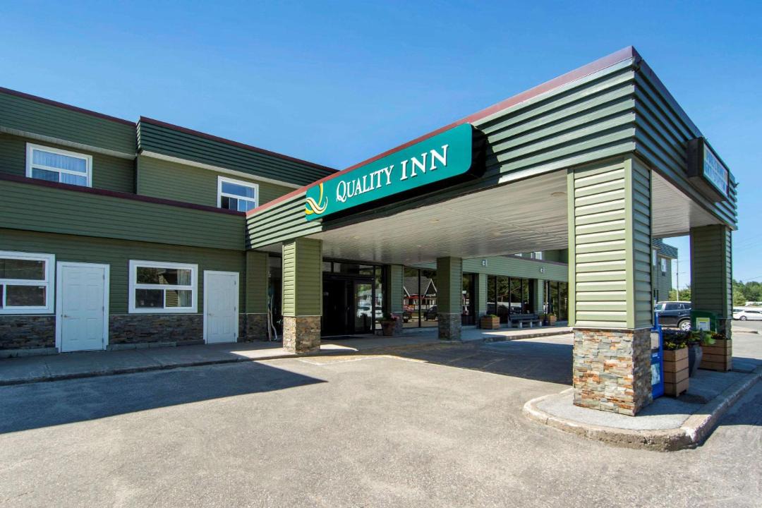 Photo of Buildings in Bracebridge