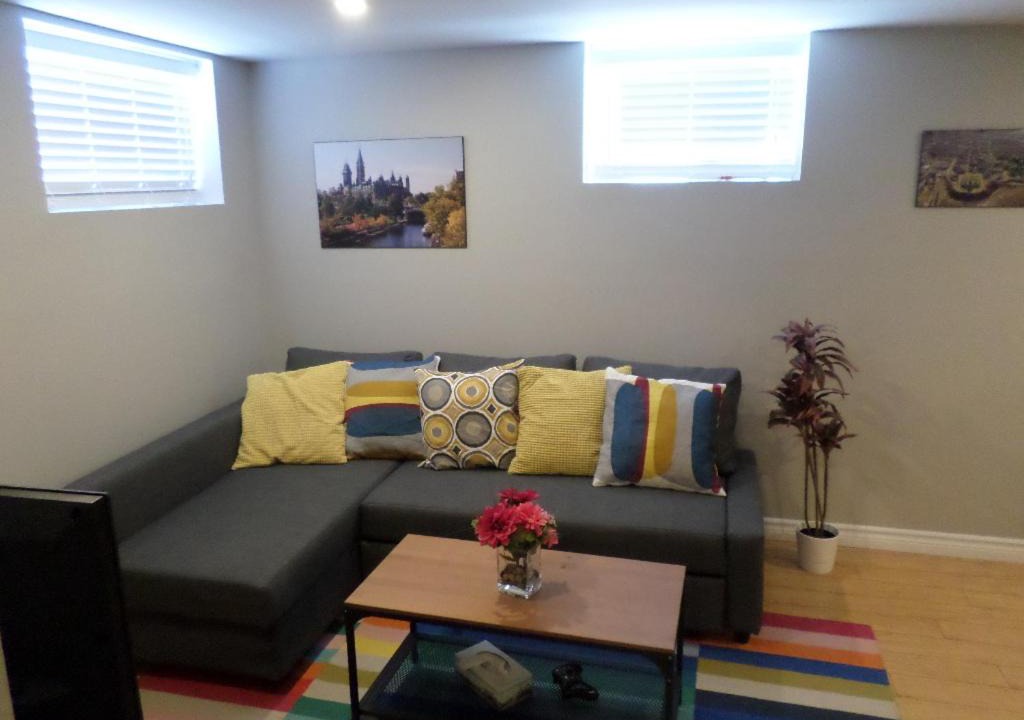 Photo of Livingroom in Centretown