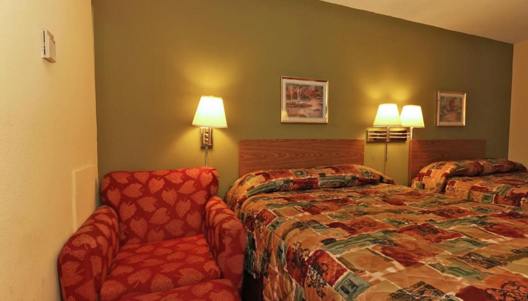 Photo of Bedroom in Burnsville