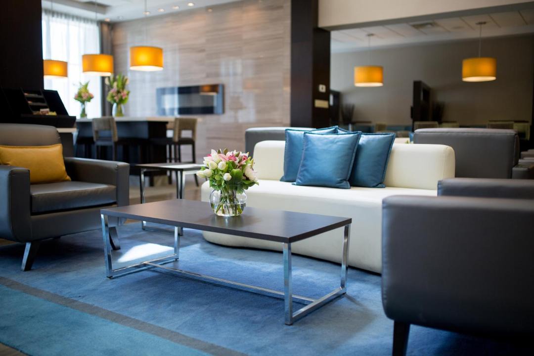 Photo of Livingroom in Downtown London