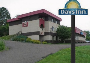 Days Inn by Wyndham Duluth Lakewalk