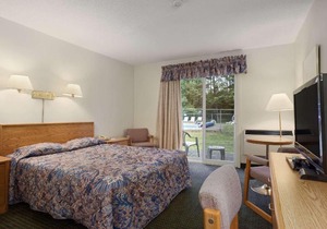 Travelodge by Wyndham Bracebridge