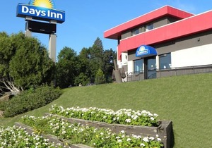 Days Inn by Wyndham Duluth Lakewalk