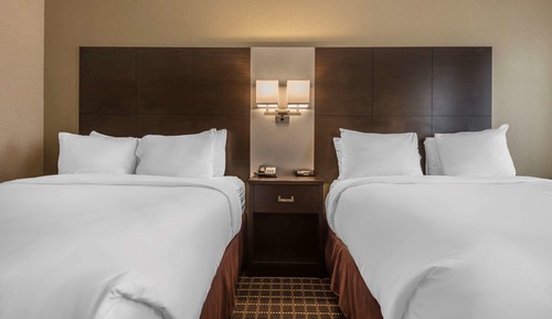 Standard Room, 2 Queen Beds, Non Smoking