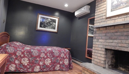 Double Bedroom, 1 Double Bed, Shared Bathroom