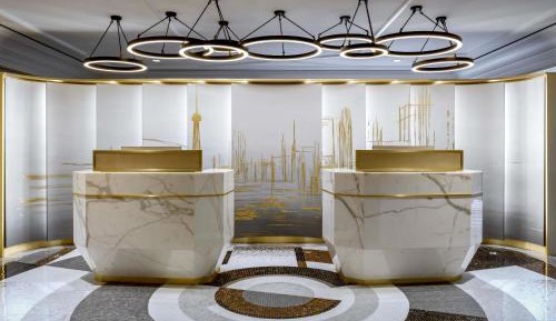 Gold King Suite