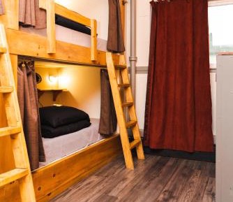 Bed in 4-Bed Female Dormitory Room - No Pets