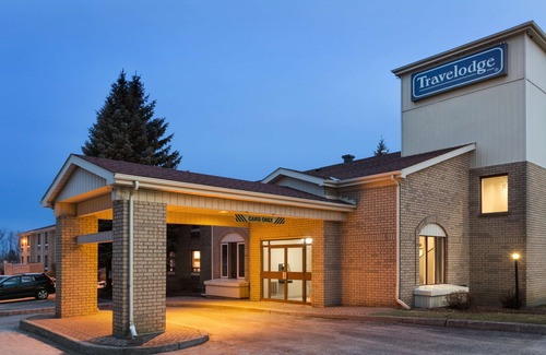 Brockville Hotel | Travelodge by Wyndham Brockville