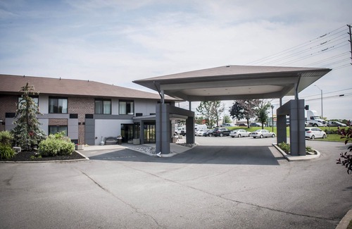 Northeast Mississauga Hotel | Comfort Inn Airport West