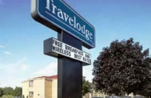Brockville Hotel | Travelodge by Wyndham Brockville